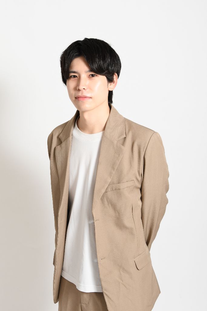 Portrait photo of Kazu, the instructor
